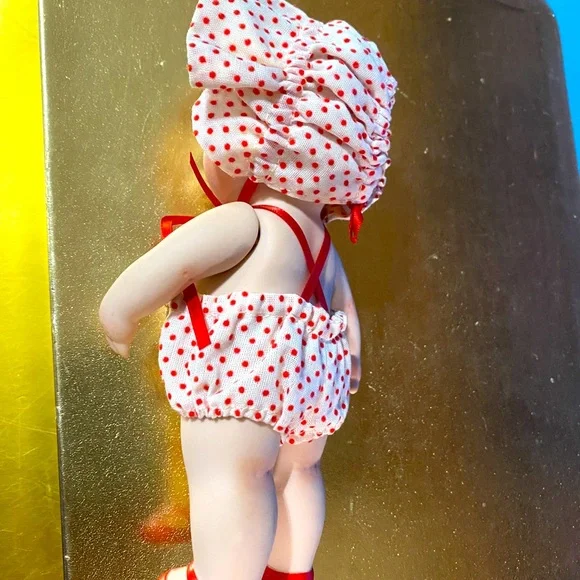 VINTAGE PORCELAIN DOLL WITH MOVEABLE ARMS WEARING WHITE w/RED POLKADOT OUTFIT 6” - Picture 7 of 12